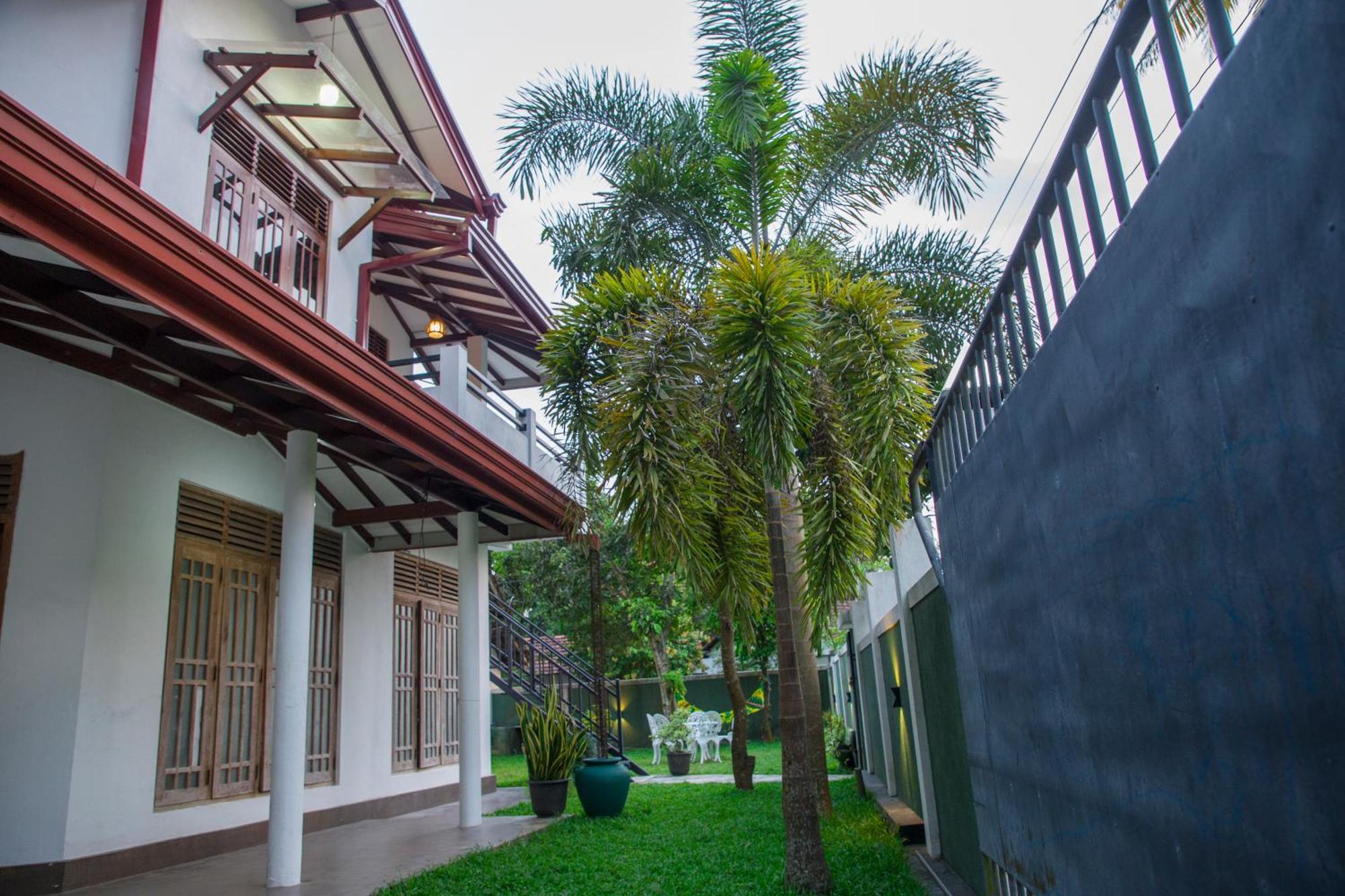 C Son Villa Bentota Exterior foto